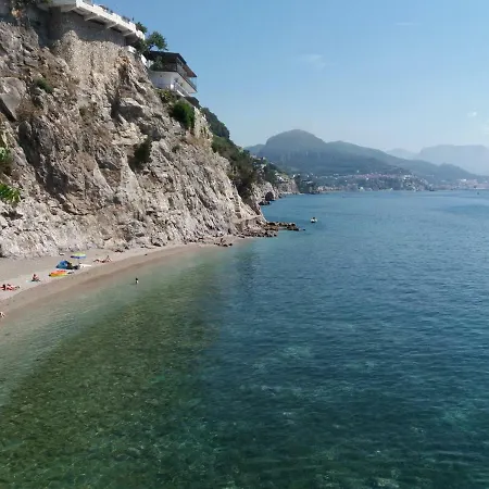 Castel D'albori *